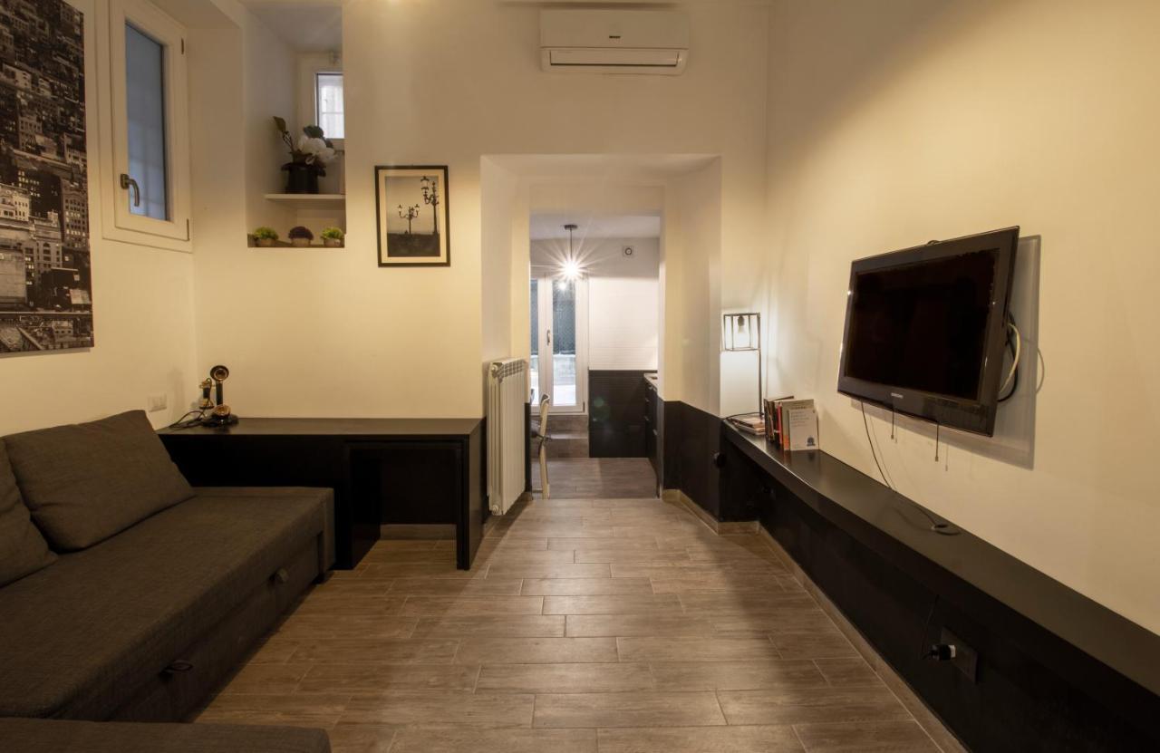 Piazza Vittorio Emanuele Netflix Apartamento Roma