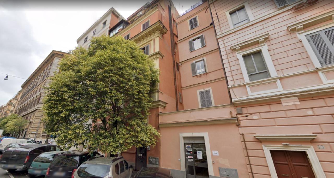 Piazza Vittorio Emanuele Netflix Apartamento
